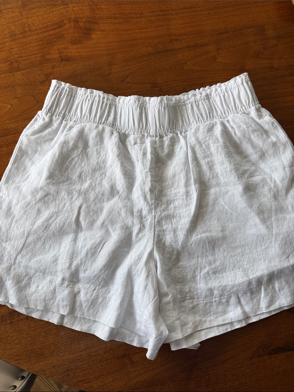 Quince White Linen Blend Elastic Waist Shorts - Picture 3 of 9